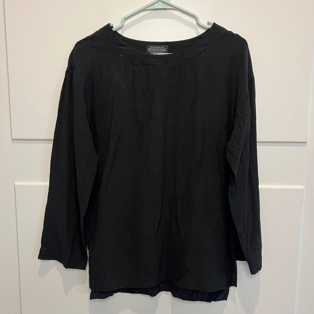 J. Peterman Company Women's XS Black 100% Silk Long Sleeve Top Blouse Classic‎